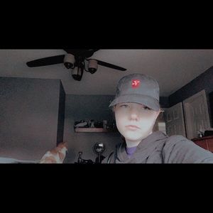 Meet your Posher, Keely